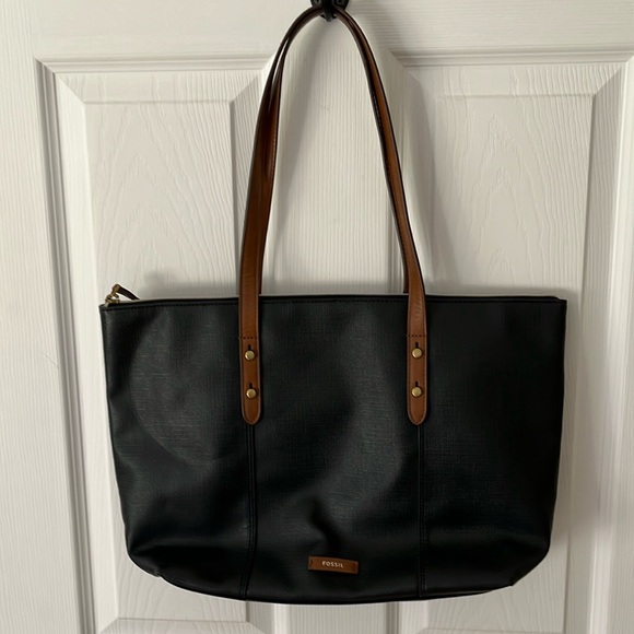 Fossil tote - Picture 1 of 6